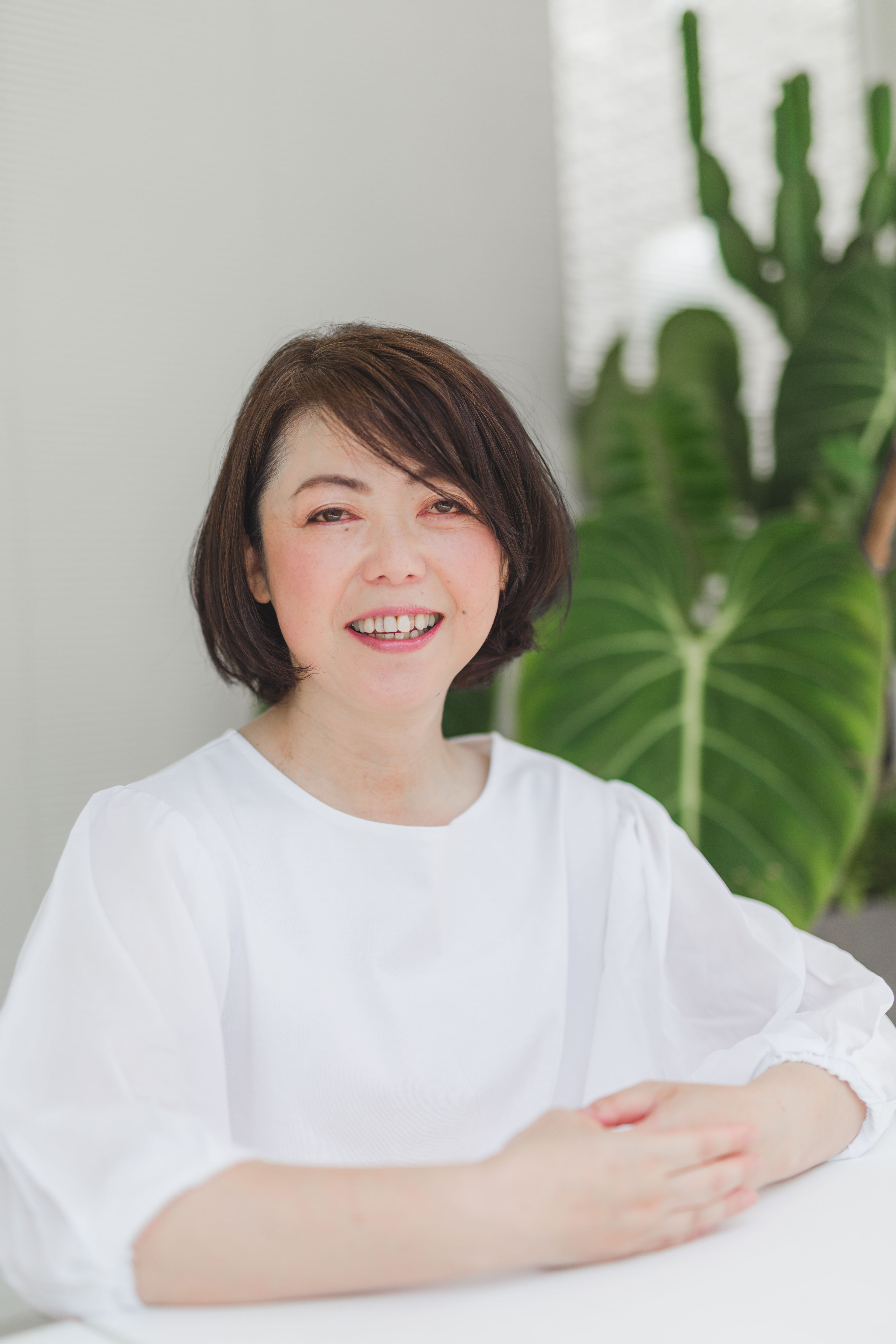 微笑む川上ともみ